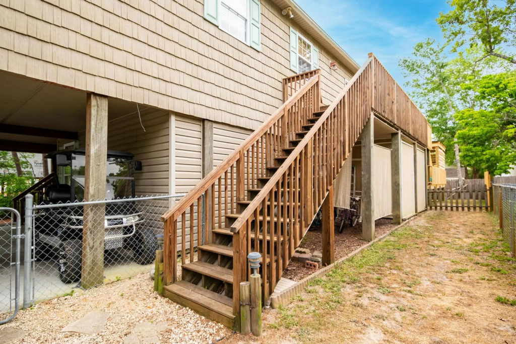 Woodlands Wonder by Oak Island Accommodations