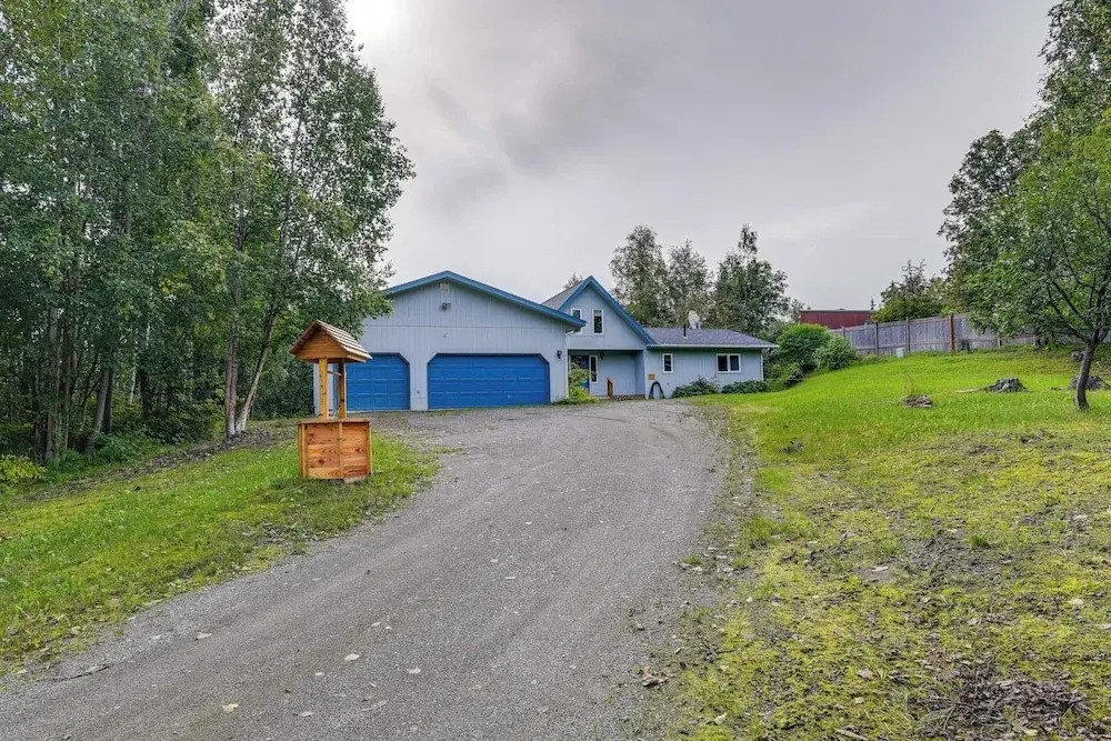 Spacious Wasilla Home ~ 1 Mi to Boat Launch!