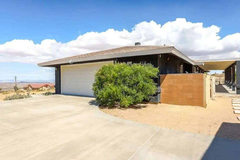 @ Marbella Lane - Zen-like Ambiance 3BR Home in JT
