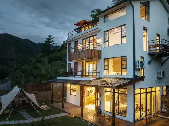 Jiuwei Homestay