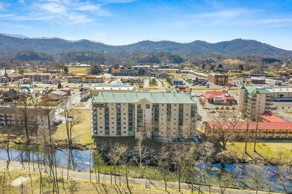 Smoky Mountains 107 2bd Condo With Fireplace 2 Bedroom Home by RedAwning
