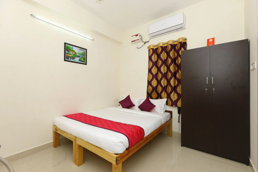 Olive Castles Inn by OYO Rooms