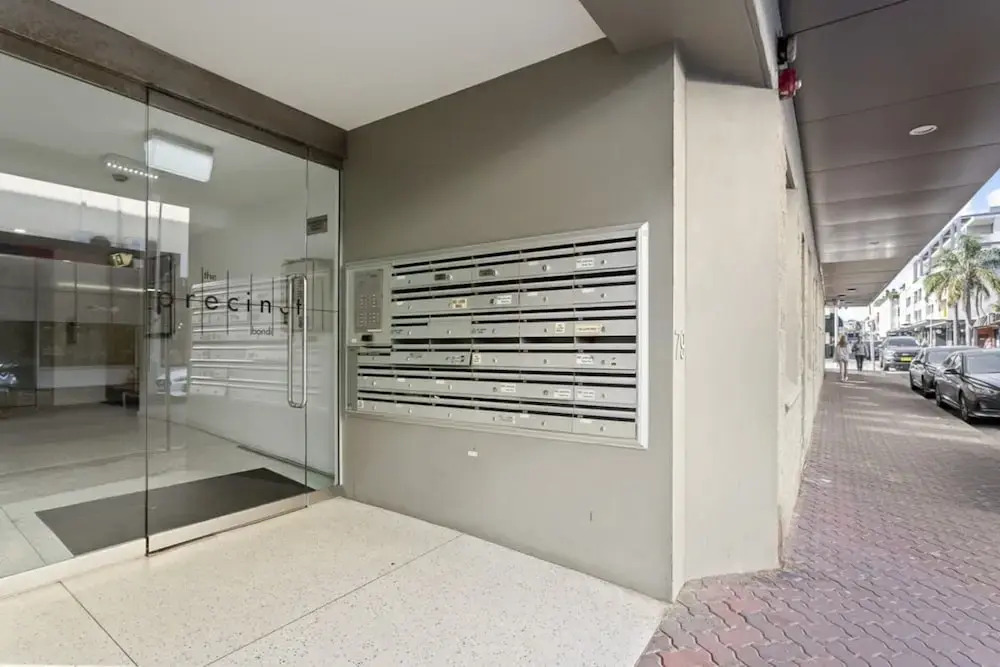 Beautiful Bondi 1-bed Apartment Meters From Beach