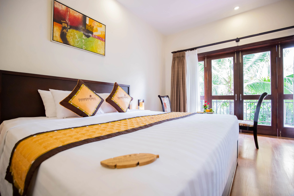 Diamond Bay Resort & Spa
