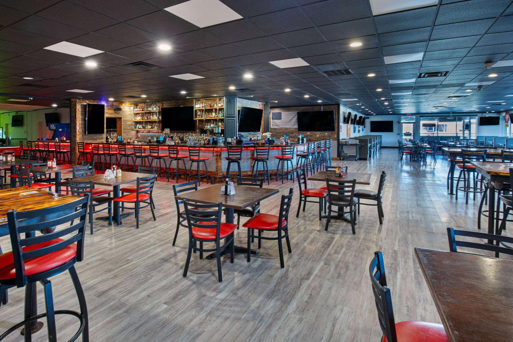 Ramada by Wyndham Bowling Green