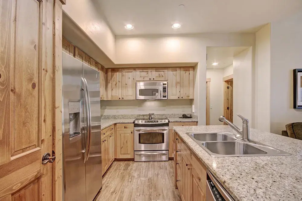 Ski-in 2br  W/luxe Decor Steps To Winter Activities 2 Bedroom Townhouse by RedAwning