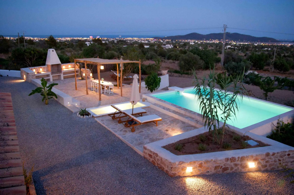 Villa Can Sunyer 5 bedroom villa with views of Las Salines.