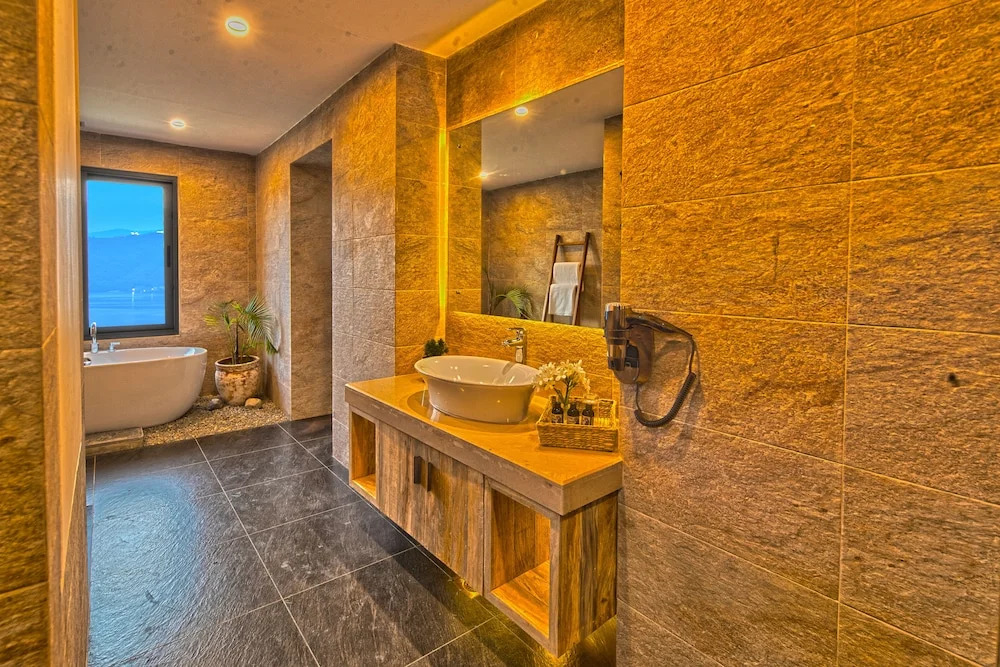 Dorjes Resort and Spa