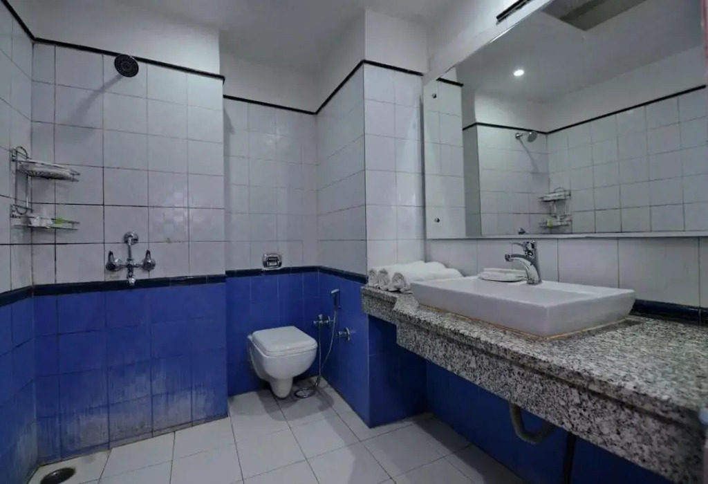 Hotel Mayur by RoomsInc Katra