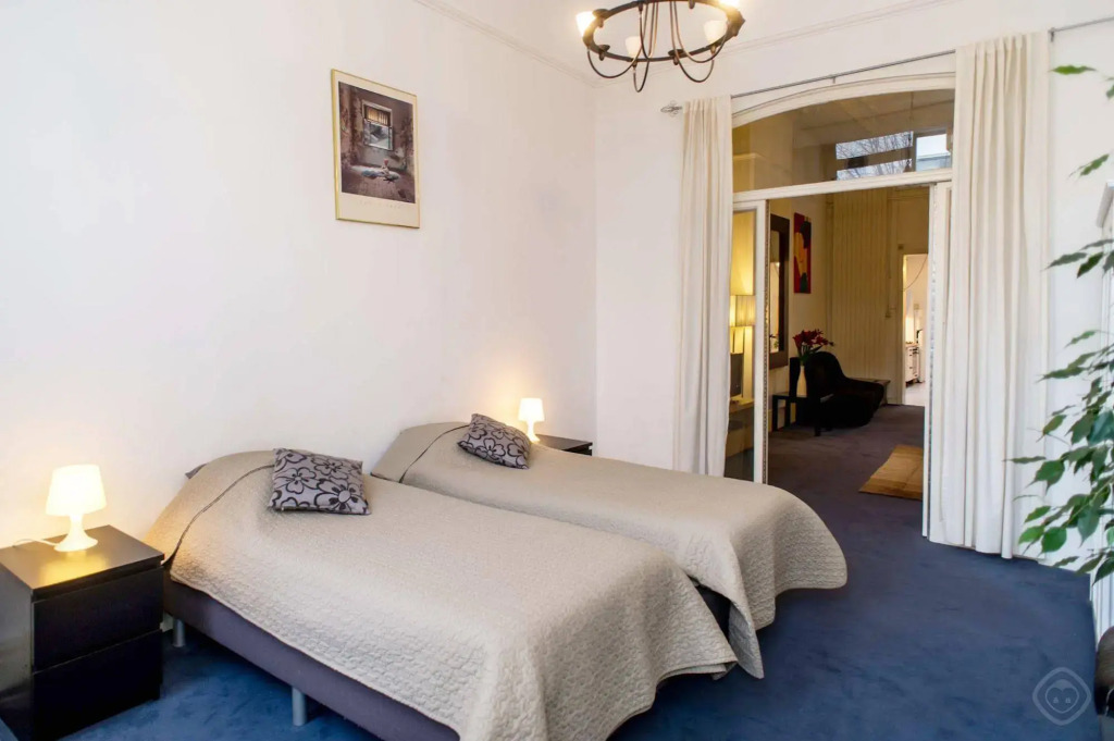 Prins Hendrik apartments