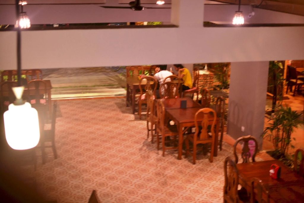 Neakru Guesthouse and Restaurant