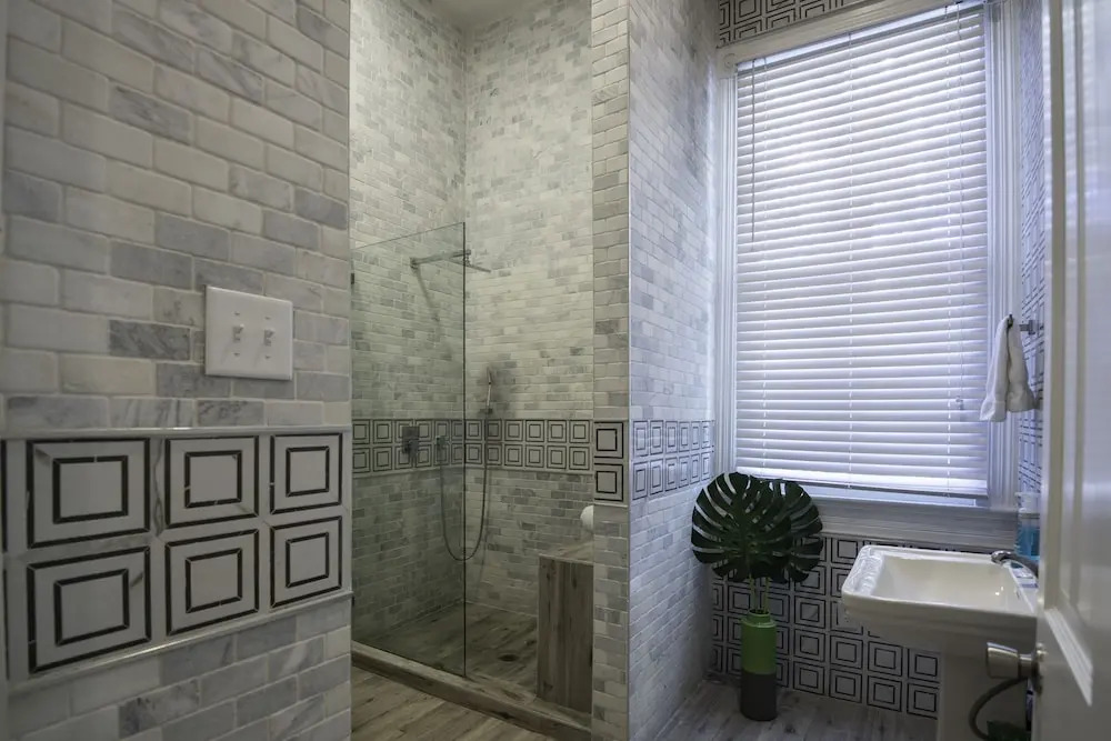 Best Location 7BR Next to FR Quarter! By YouRent