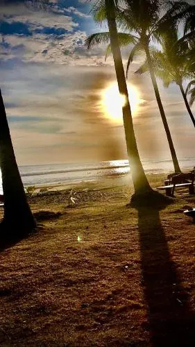 Ola Bonita BeachFront Apart Hotel