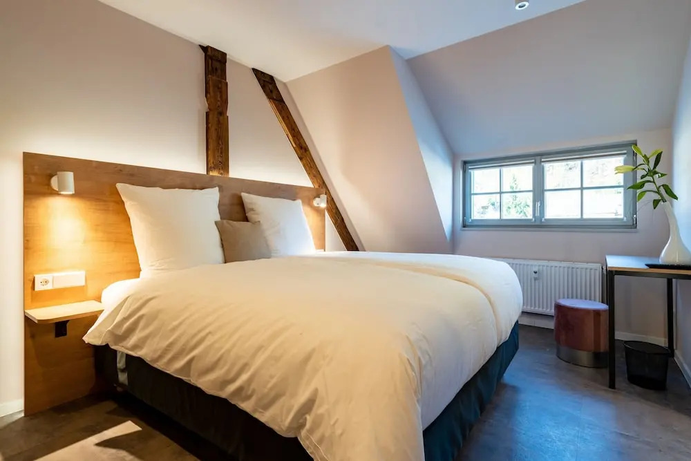 coucou hotel & kuckucks-stube