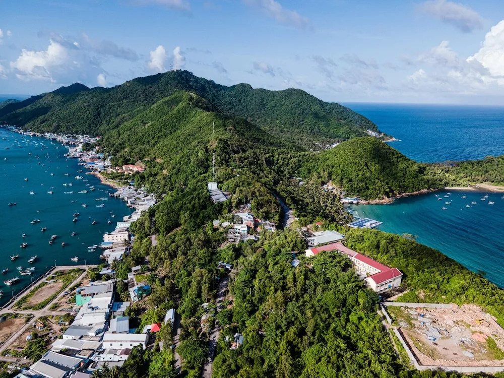 THE NAM DU HILL resort