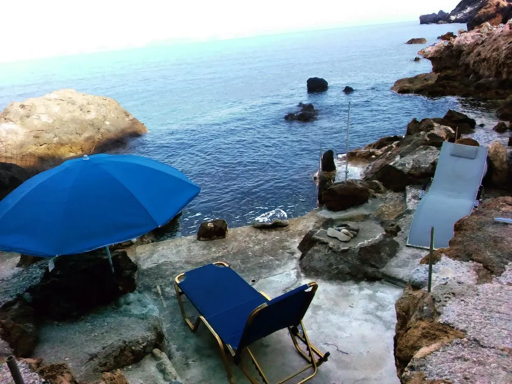 2 Annexed Apartments -private Place to Swim-large Terrace- Unlimited View