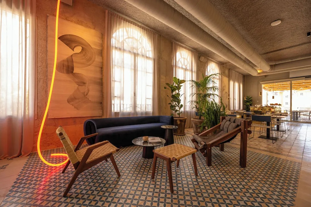 Terreno Barrio Hotel - New Opening 2026