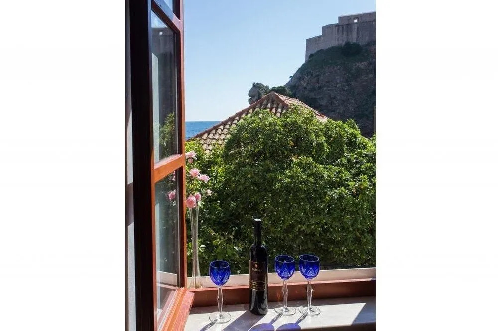 Rooms Lovrijenac