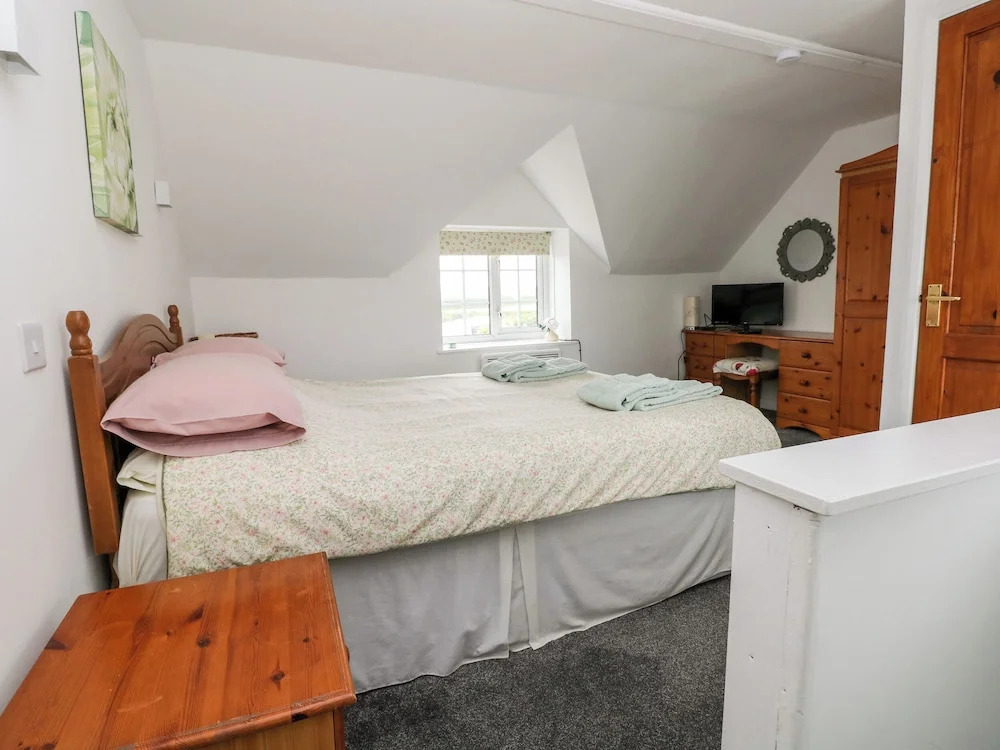 No. 2 New Cottages