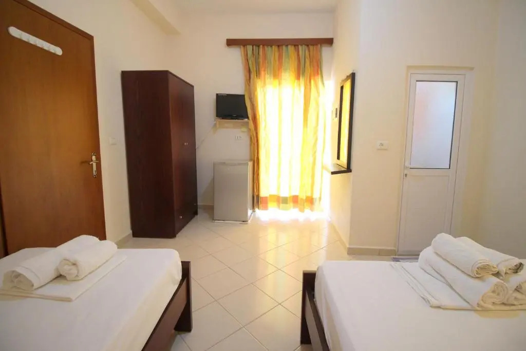 Lengu Rooms & Apartments