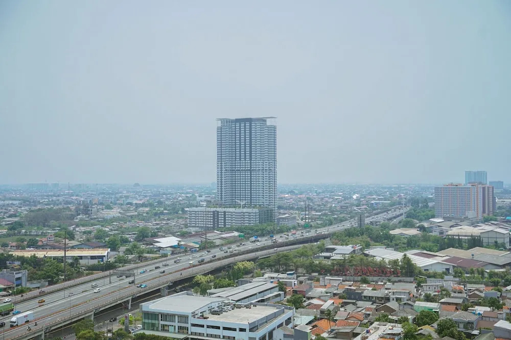 Modern And Comfy Studio Puri Orchard Apartment