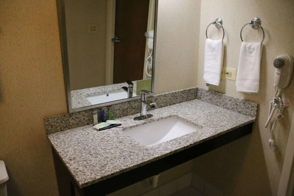 Sleep Inn near Great Lakes Naval Base