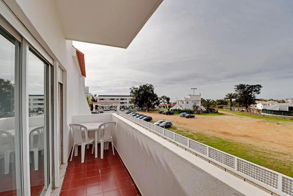Albufeira Central by Homing
