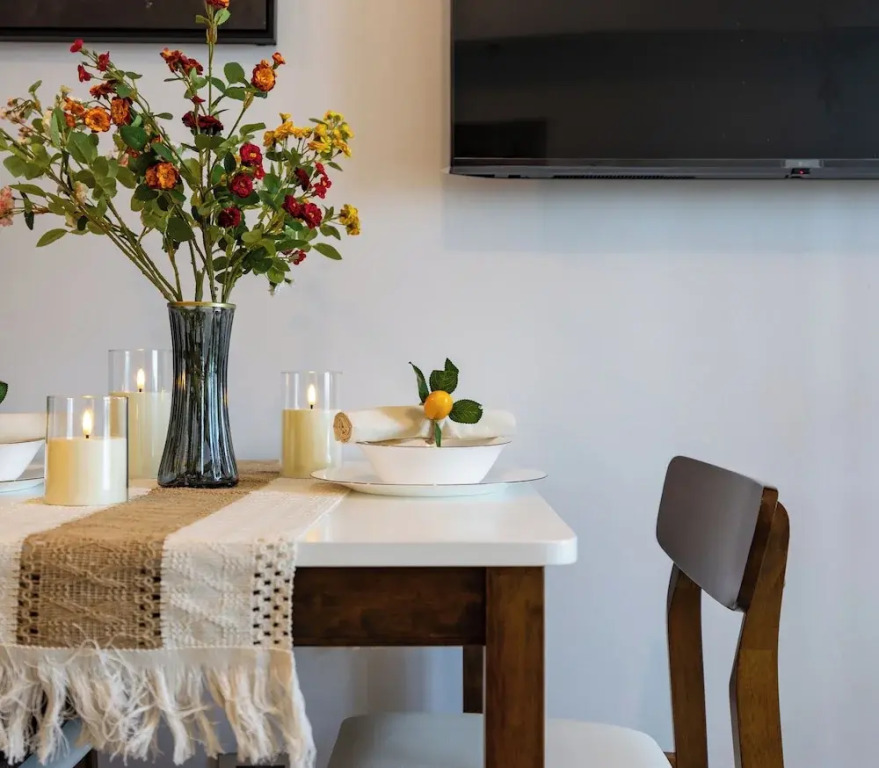 Virgo Nest Rentals - Avida Riala IT Park - City View