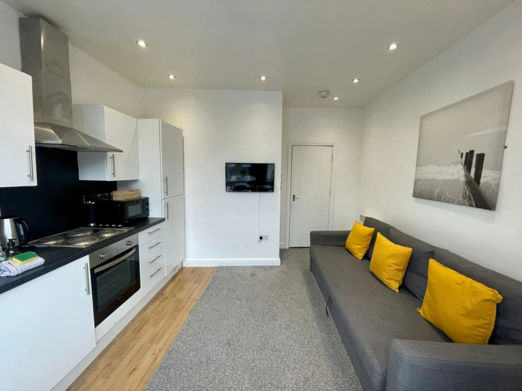 Stylish Modern Apartment For Up To 5 Nr CityCentre