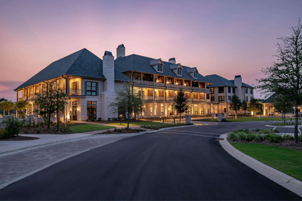 Camp Creek Inn