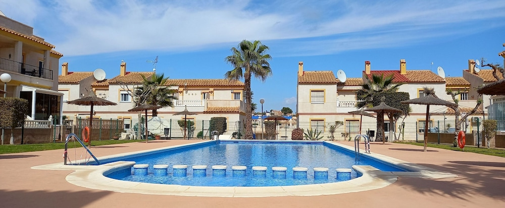 Apartment in Costa Blanca, Ideal for Golf and Beach
