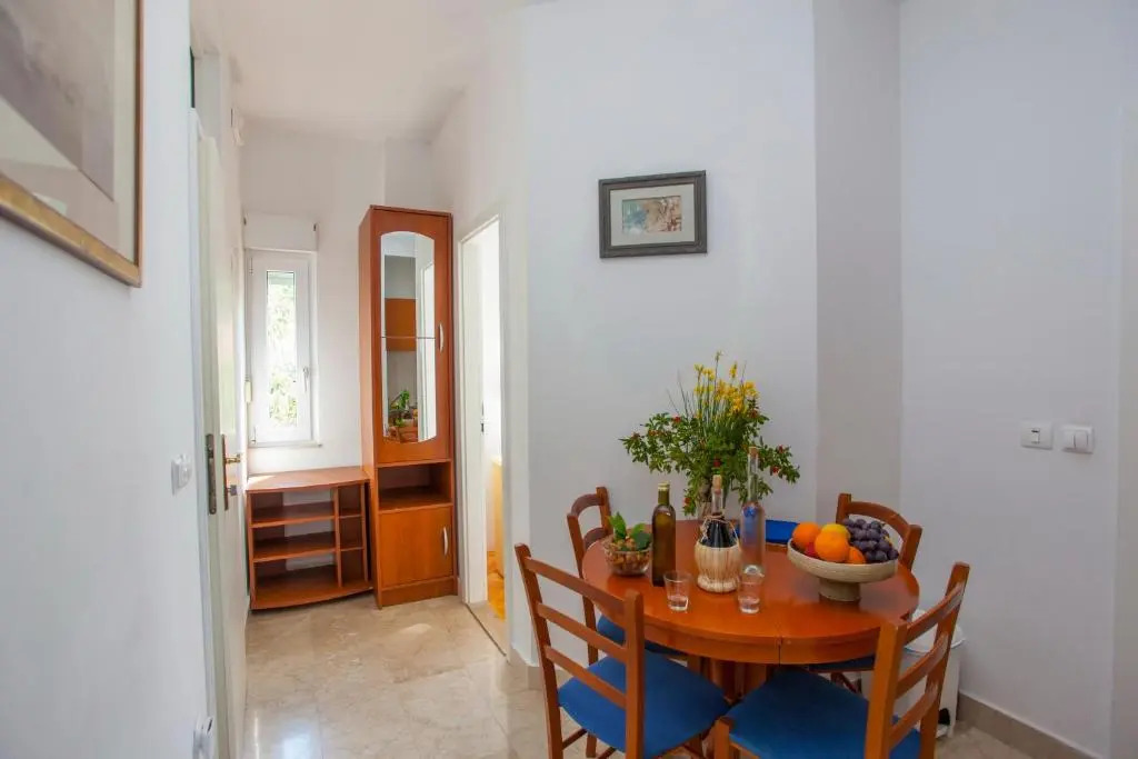 Apartments Ankora