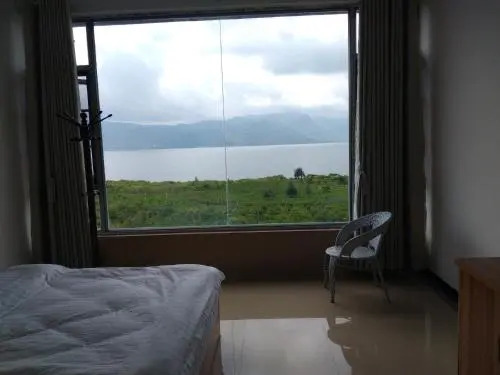 Fuxian Lake Delin Guesthouse
