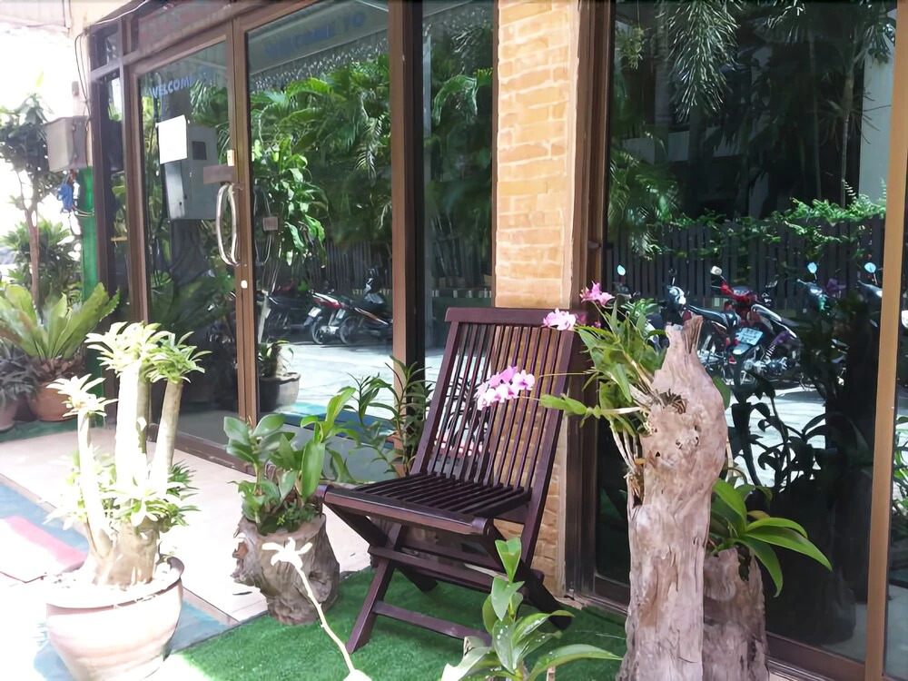 Divers Inn