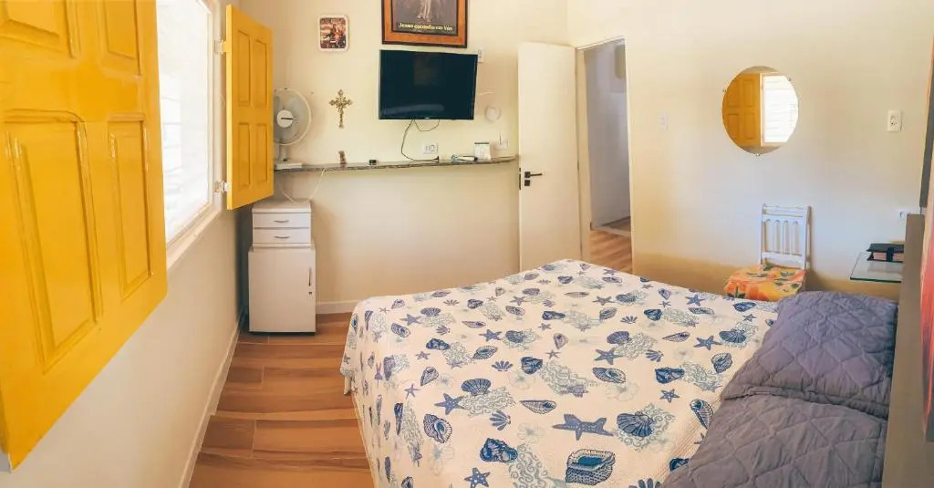 Casa agradável, próxima a praia e ao centro.