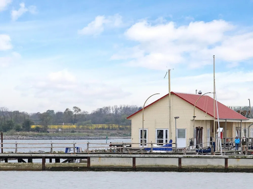 8 Person Holiday Home in Gelting