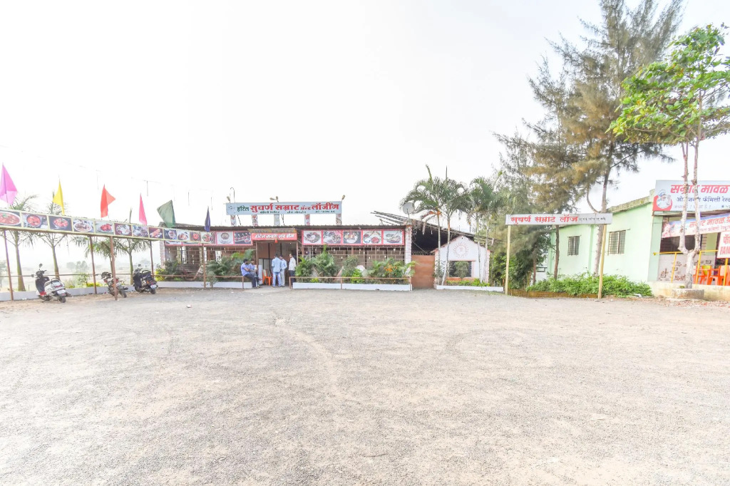 SPOT ON 65135 Hotel Suvarna Samrat Lodge