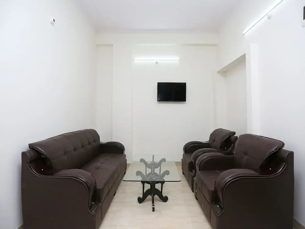 OYO 10853 Home 2BHK Bhimtal lake