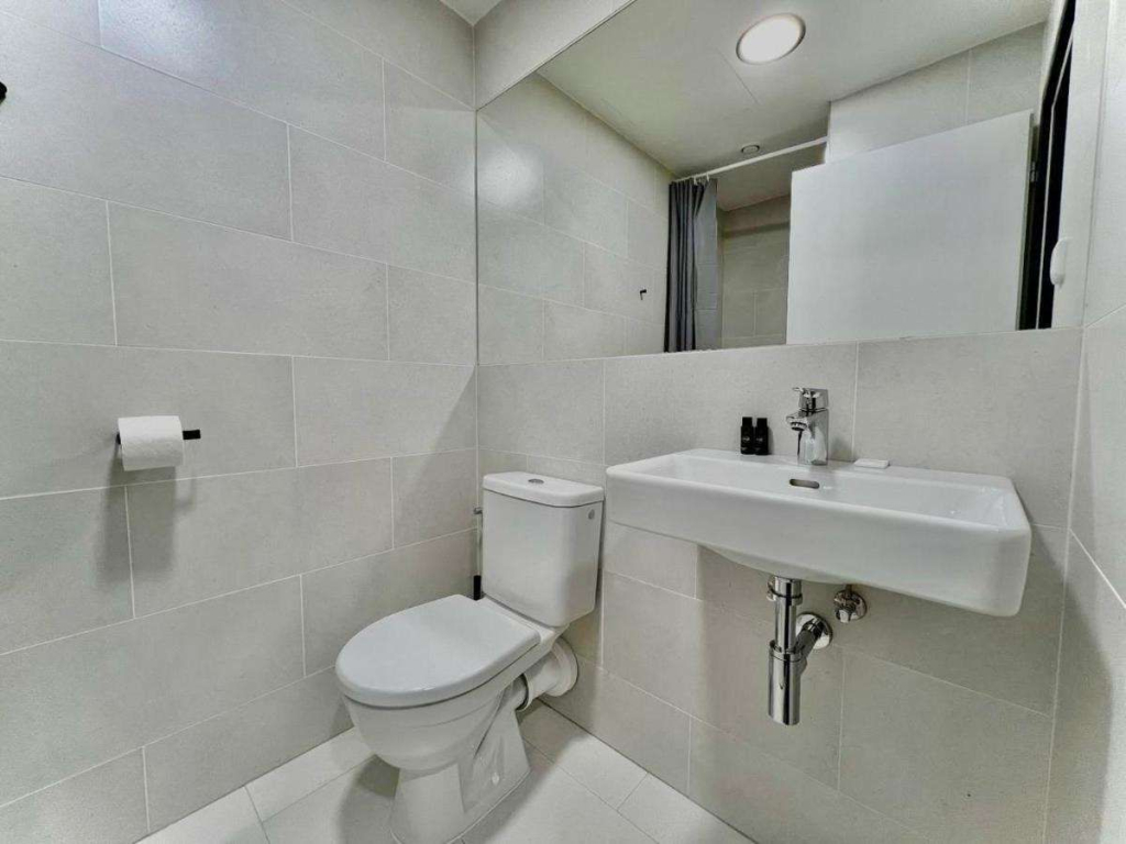 Post 120 Suites