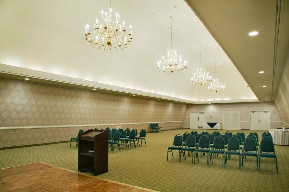 Fredericksburg Hospitality House And Conference Center