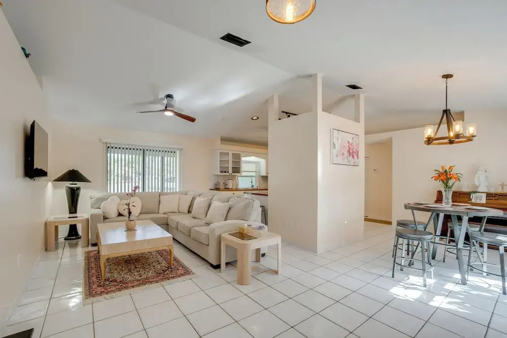 3 Mi to Manasota Key Beach! Single-level Home
