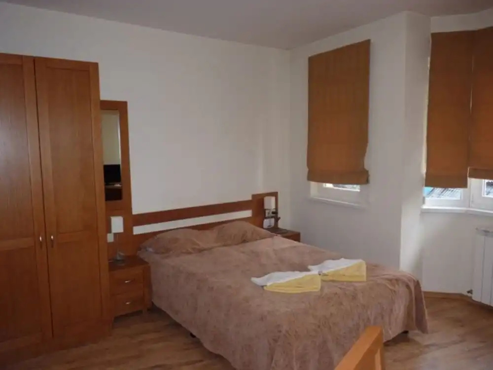 PM Services Royal Plaza Apartments