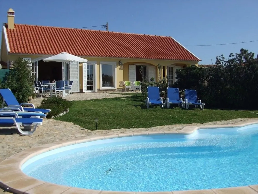100089 -  Villa in Colares