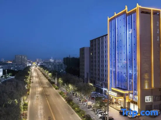 Zhangye LanQi International Hotel