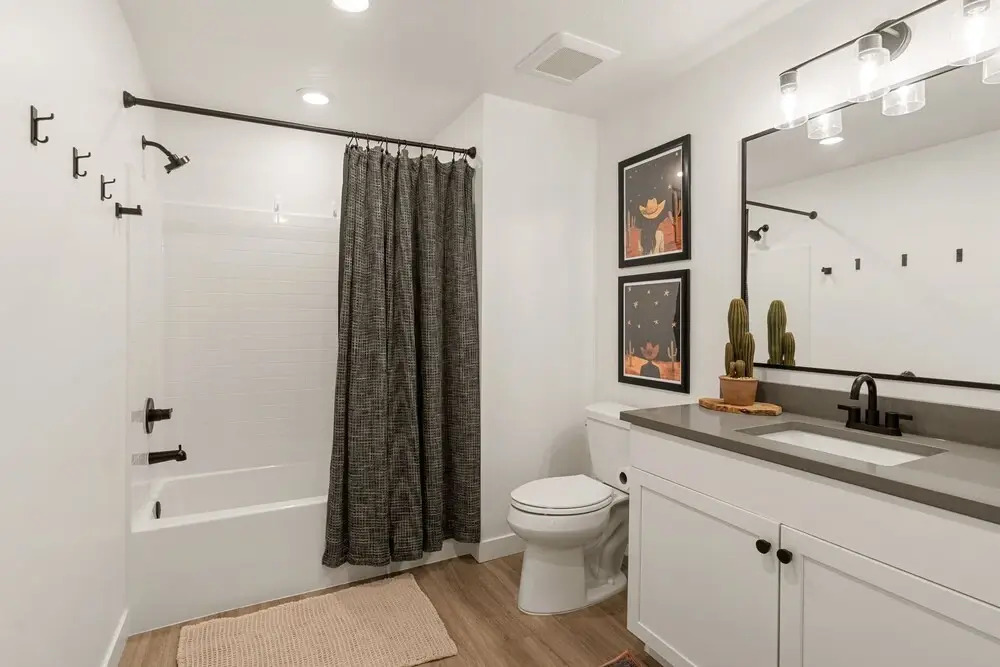 Mane Stay At Terra 3 Bedroom Condo