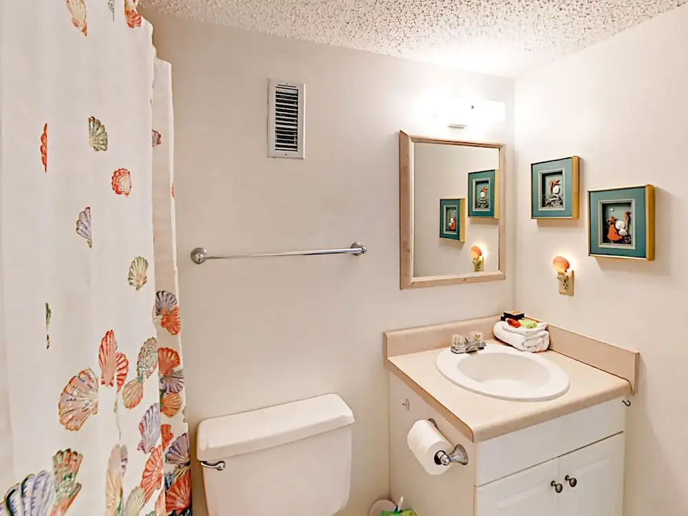 421 East Beach Blvd 656 Condo 2 Bedrooms 2 Bathrooms Condo