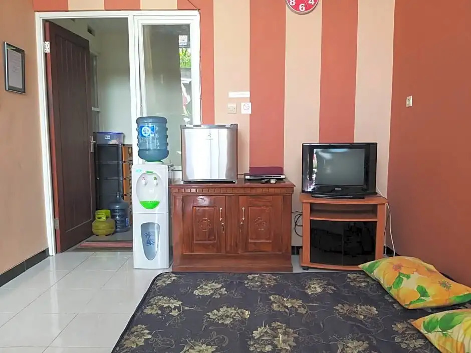 Kens Villa 8