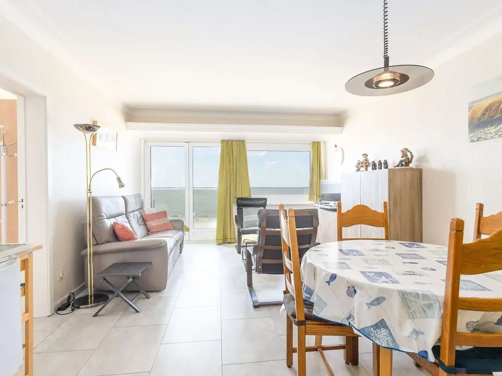 Nice Apartment With Shared Pool