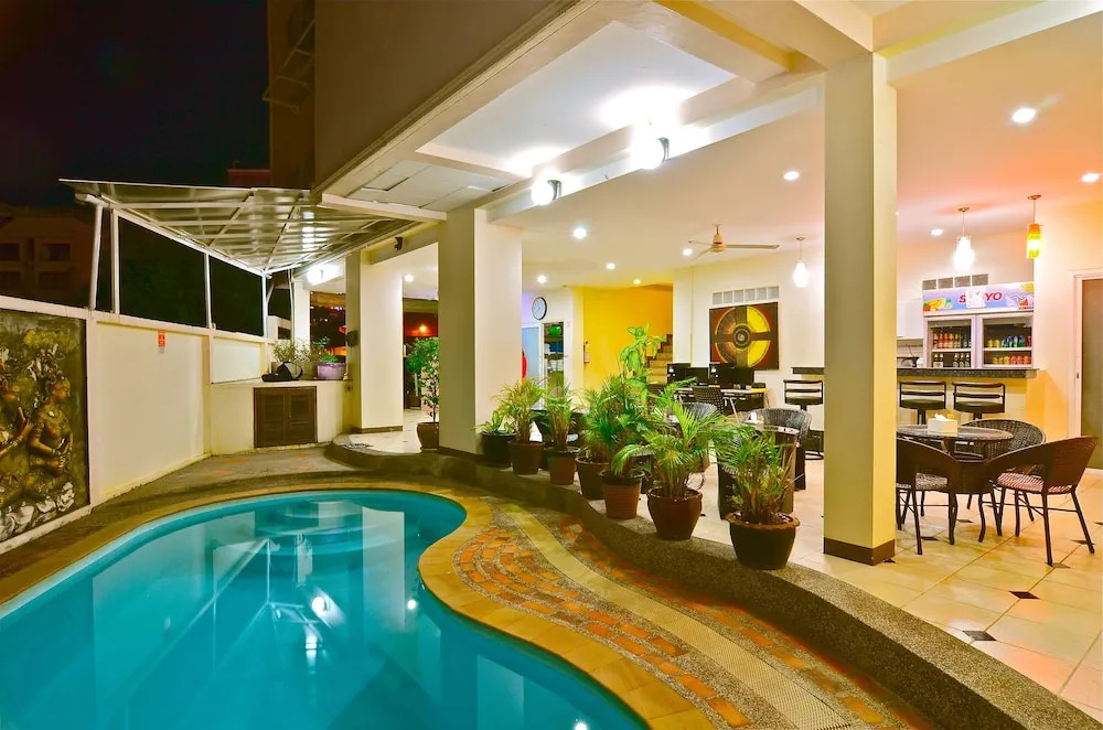 Enjoy Hotel