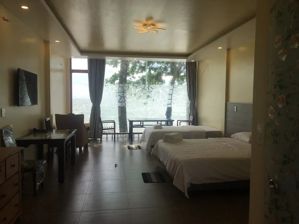 Phu Quoc Harbour View Villa